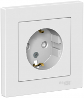 Розетка 1СП Atlasdesign с/з з/ш.ATN000144