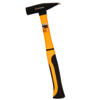 Молоток  400г фибергл. ручка Вихрь