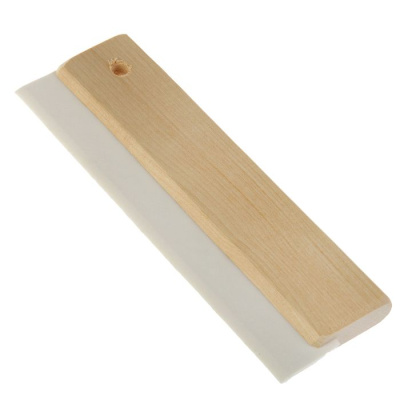 Шпатель резиновый с дерев.ручкой 200мм (3082209)